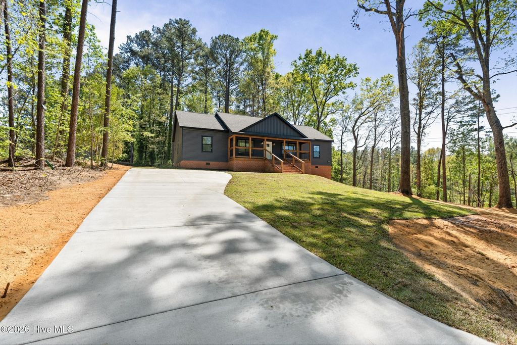 Photo of 153 Southwood Drive, Rockingham, NC 28379 (MLS # 100560898)