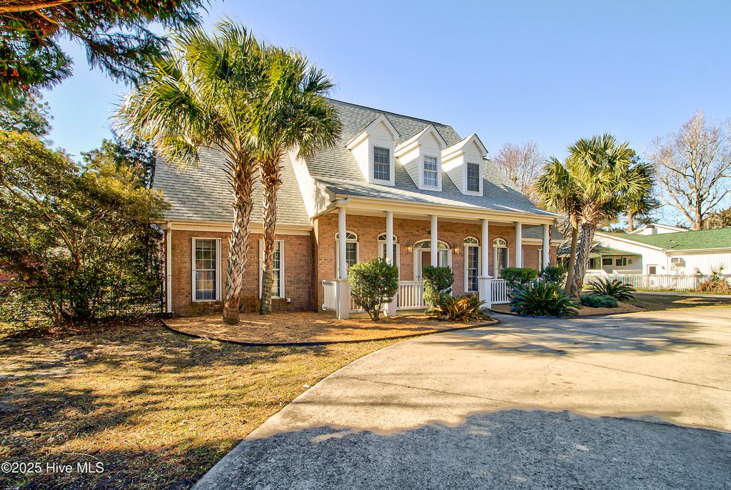 Photo of 613 Clarendon Avenue, Carolina Beach, NC 28428 (MLS # 100490951)