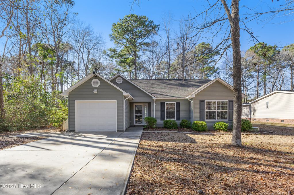 Photo of 441 Maplewood Drive NW, Calabash, NC 28467 (MLS # 100559243)