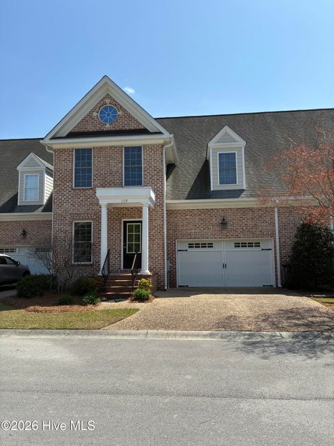 Townhouse For Sale - 109 Colonel Burgwyn Drive<br/> New Bern, NC 28562