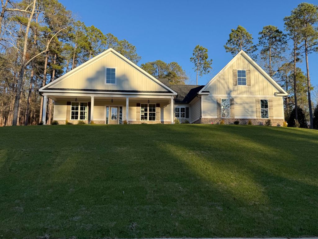 Photo of 1065 Ferndown Court, Aiken, SC 29803 (MLS # 545564)