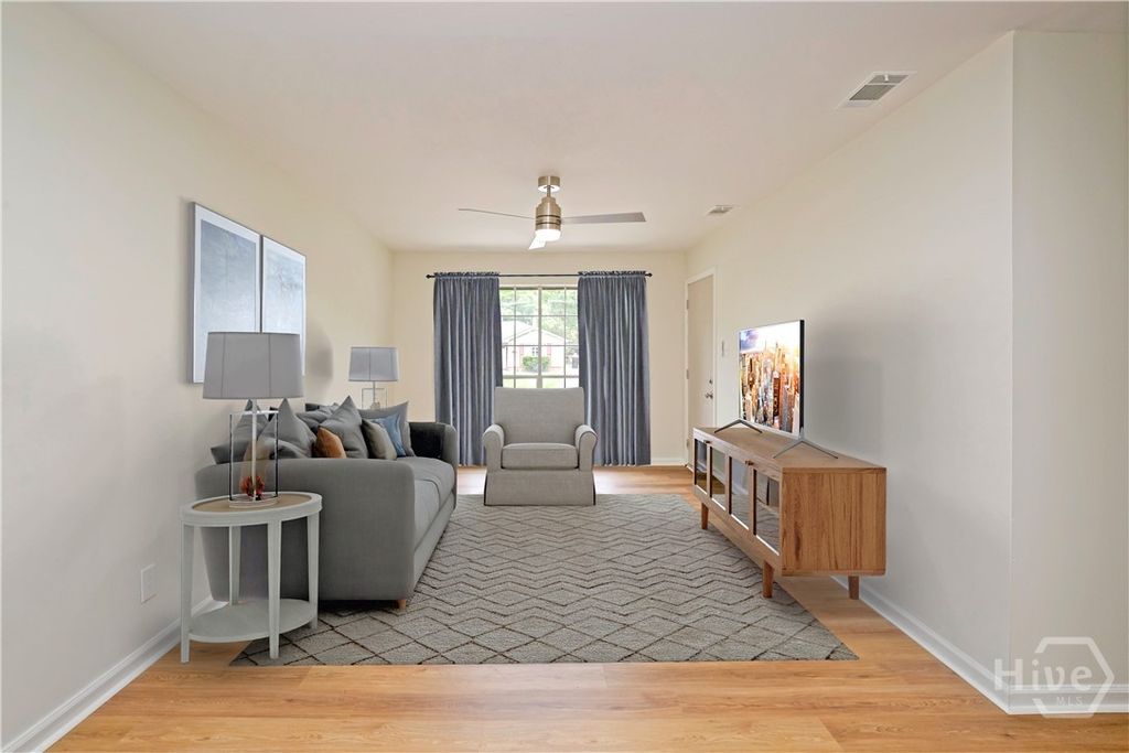 Photo of 127 Greenbriar Court, Savannah, GA 31419 (MLS # SA353172)