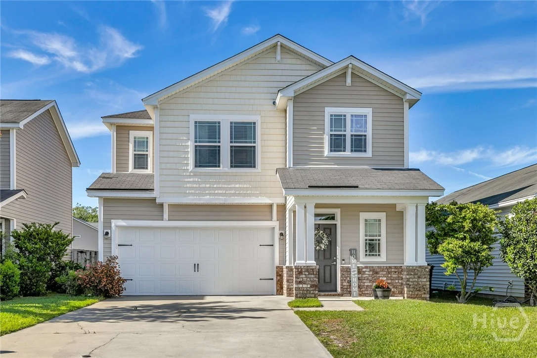 196 Chapel Lake S