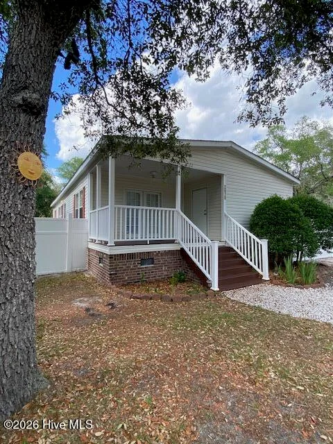 2678 Seashore Road SW