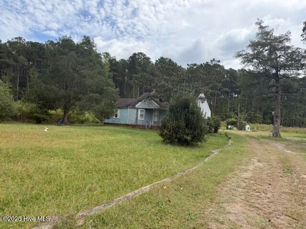 Photo of 515 Us Highway 13 S, Ahoskie, NC 27910 (MLS # 100533788)