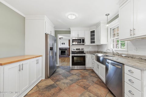 Tiny photo for 204 Piney Green Road, Jacksonville, NC 28546 (MLS # 100579272)