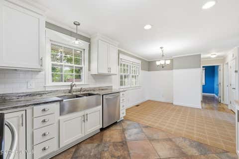 Tiny photo for 204 Piney Green Road, Jacksonville, NC 28546 (MLS # 100579272)