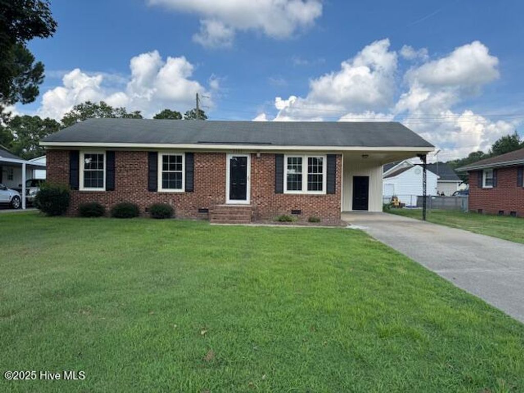 Photo of 2303 Panola Street, Tarboro, NC 27886 (MLS # 100524047)