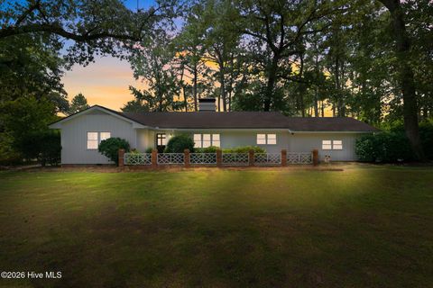 Photo of 207 Country Club Drive, Trent Woods, NC 28562 (MLS # 100583979)
