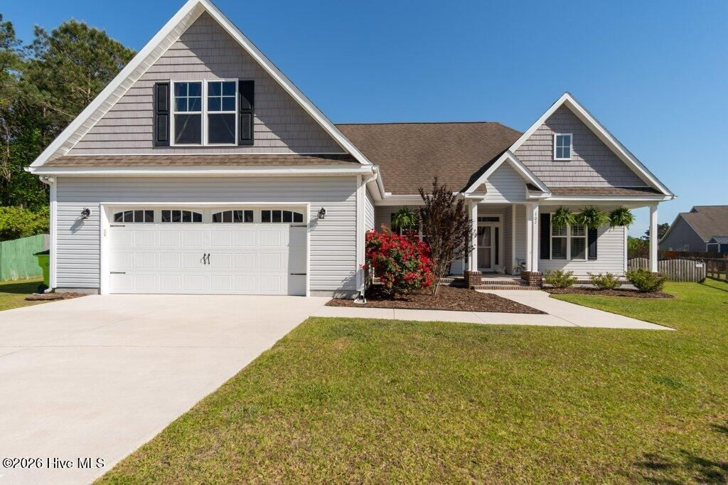 Photo of 302 Big Pine Court, Hubert, NC 28539 (MLS # 100569625)