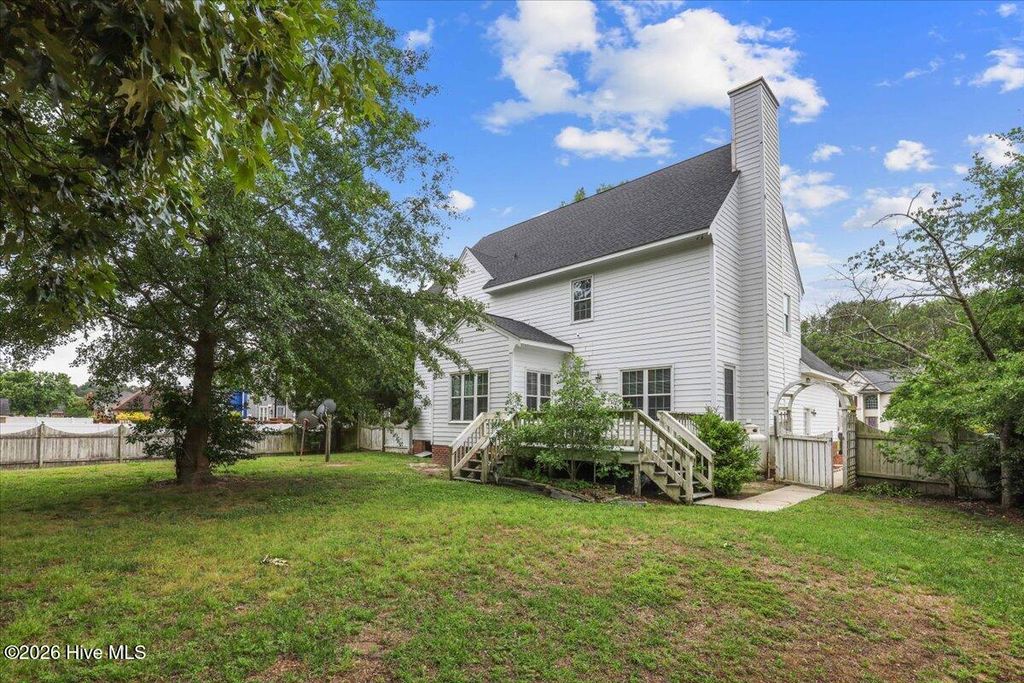 Photo of 206 Creekside Drive, Goldsboro, NC 27534 (MLS # 100574168)