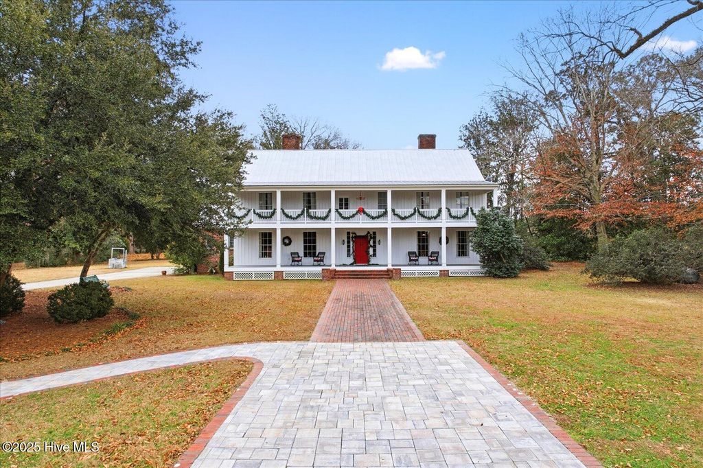 Photo of 6266 Richlands Highway, Richlands, NC 28574 (MLS # 100545633)