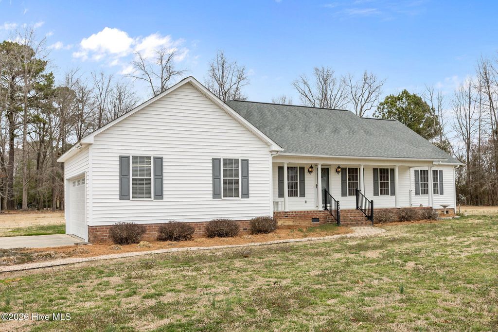 Photo of 2741 Beddard Road, Grimesland, NC 27837 (MLS # 100558313)