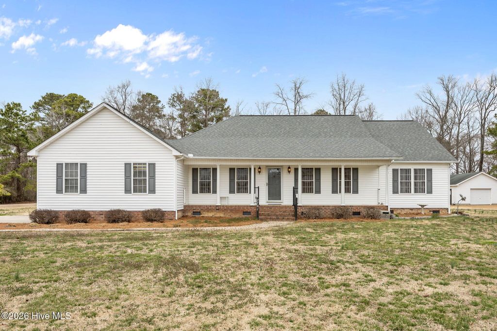 Photo of 2741 Beddard Road, Grimesland, NC 27837 (MLS # 100558313)