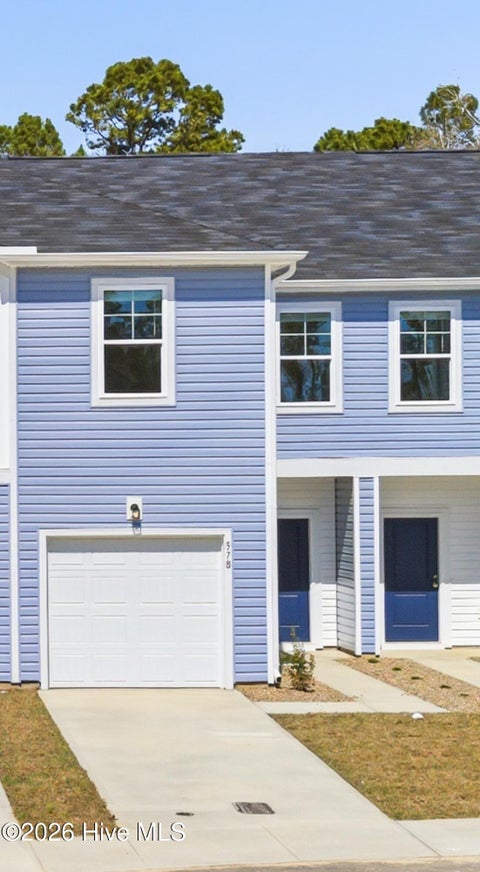 Townhouse For Sale - 602 Sandy Hollow Drive<br/> Onslow County, Jacksonville, NC 28540