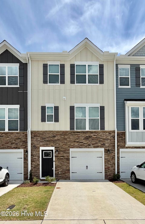 Townhouse For Rent - 855 Parc Townes Drive<br/> Wendell, NC 27591