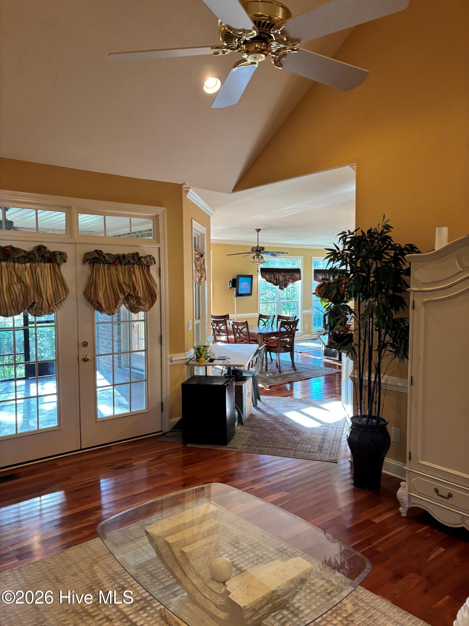 4611 Lapis Court