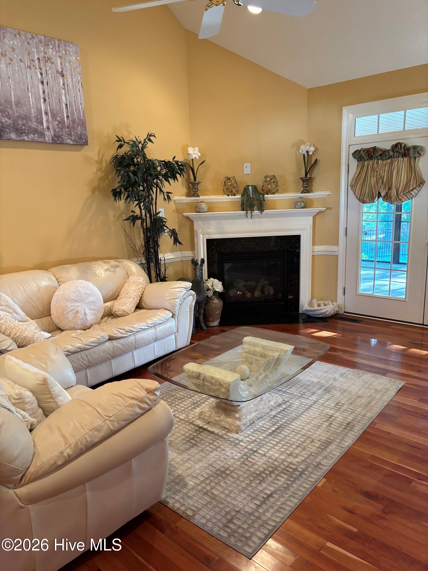 4611 Lapis Court