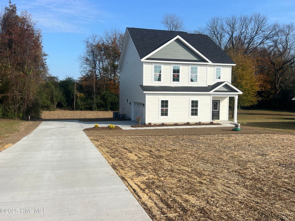 Photo of 309 Starky Drive, Richlands, NC 28574 (MLS # 100544973)