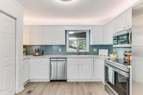 Tiny photo for 313 E Brown Street #G, Southport, NC 28461 (MLS # 100573638)