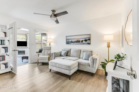 Tiny photo for 313 E Brown Street #G, Southport, NC 28461 (MLS # 100573638)