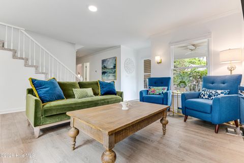 Tiny photo for 313 E Brown Street #G, Southport, NC 28461 (MLS # 100573638)