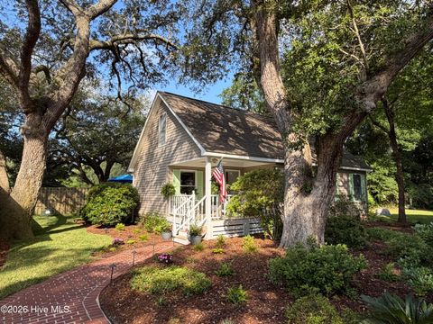 Photo of 313 E Brown Street #G, Southport, NC 28461 (MLS # 100573638)