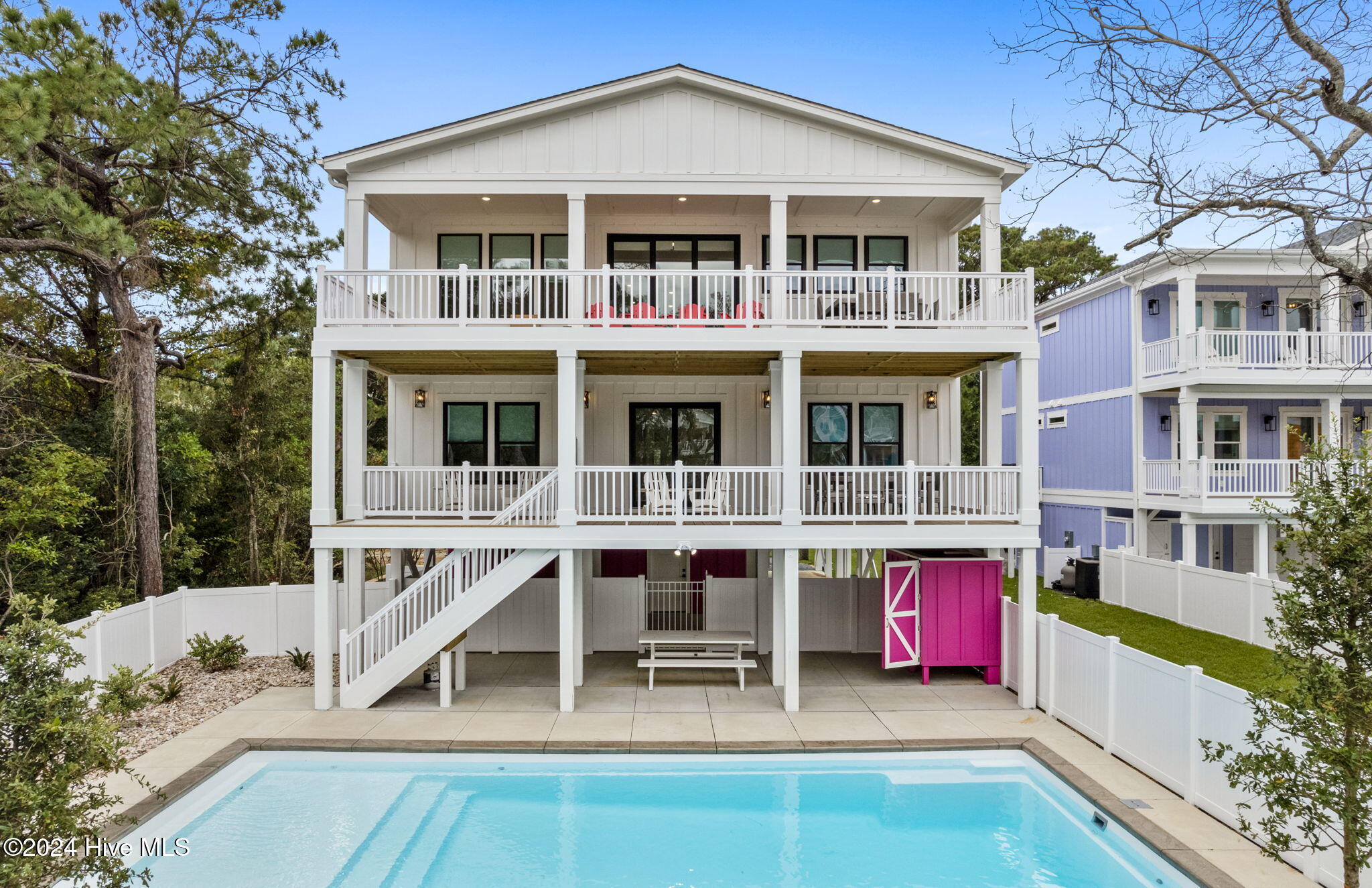 100 SE 66th Street