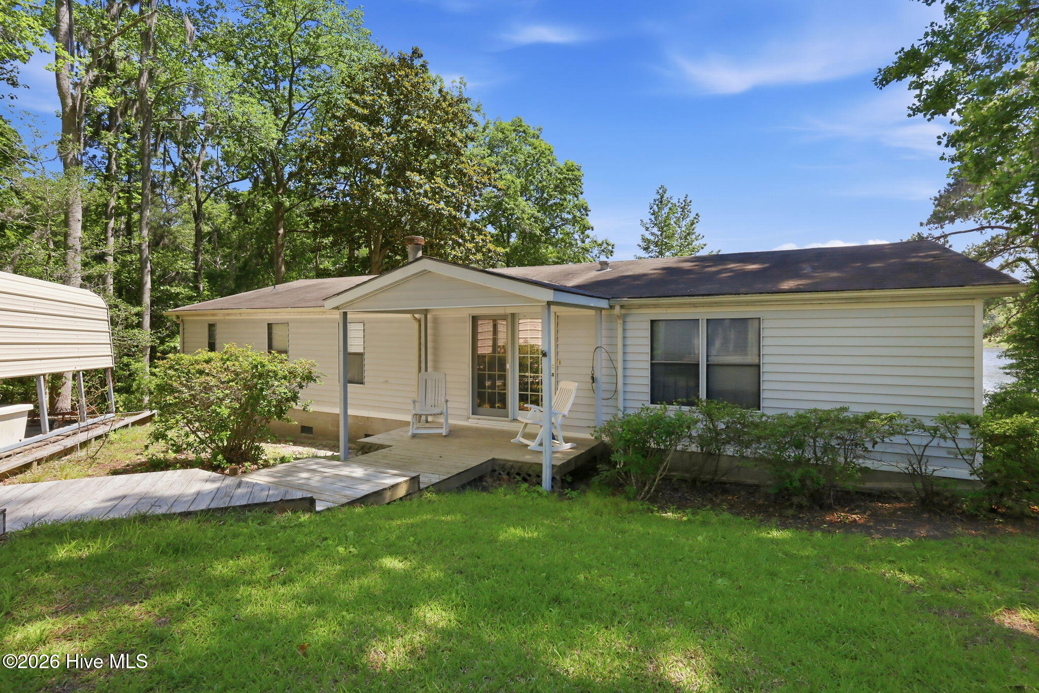 1045 River Road