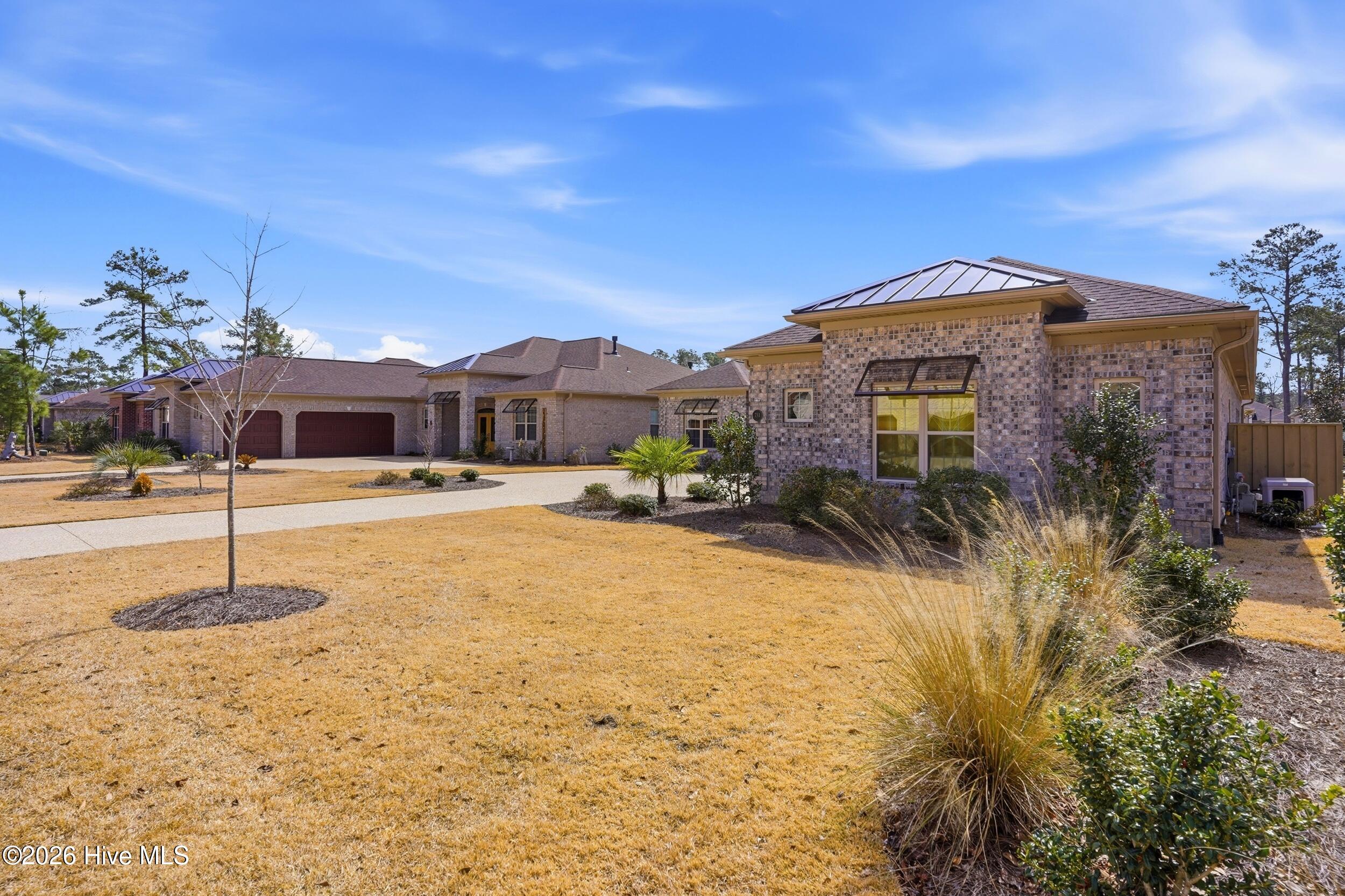 754 Jenoa Loop