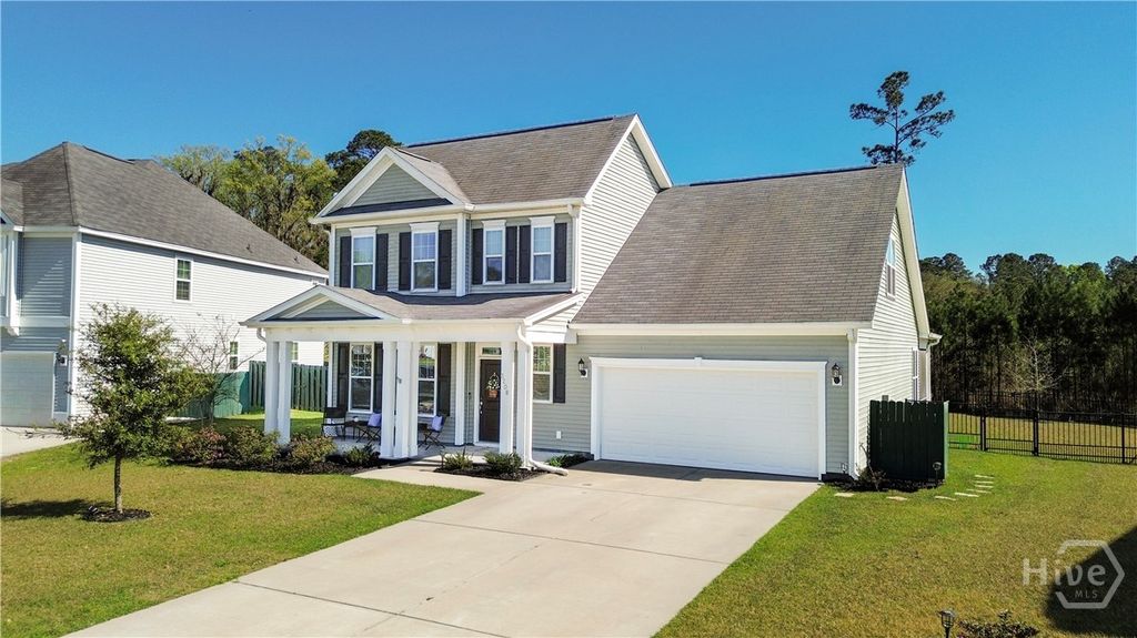 Photo of 3208 Castleoak Drive, Richmond Hill, GA 31324 (MLS # SA351901)