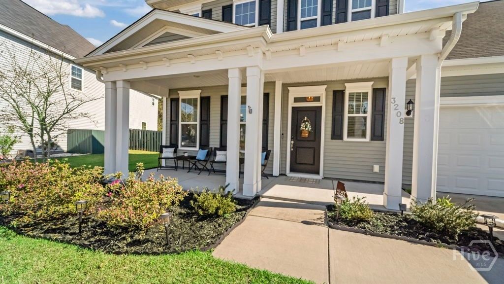 Photo of 3208 Castleoak Drive, Richmond Hill, GA 31324 (MLS # SA351901)