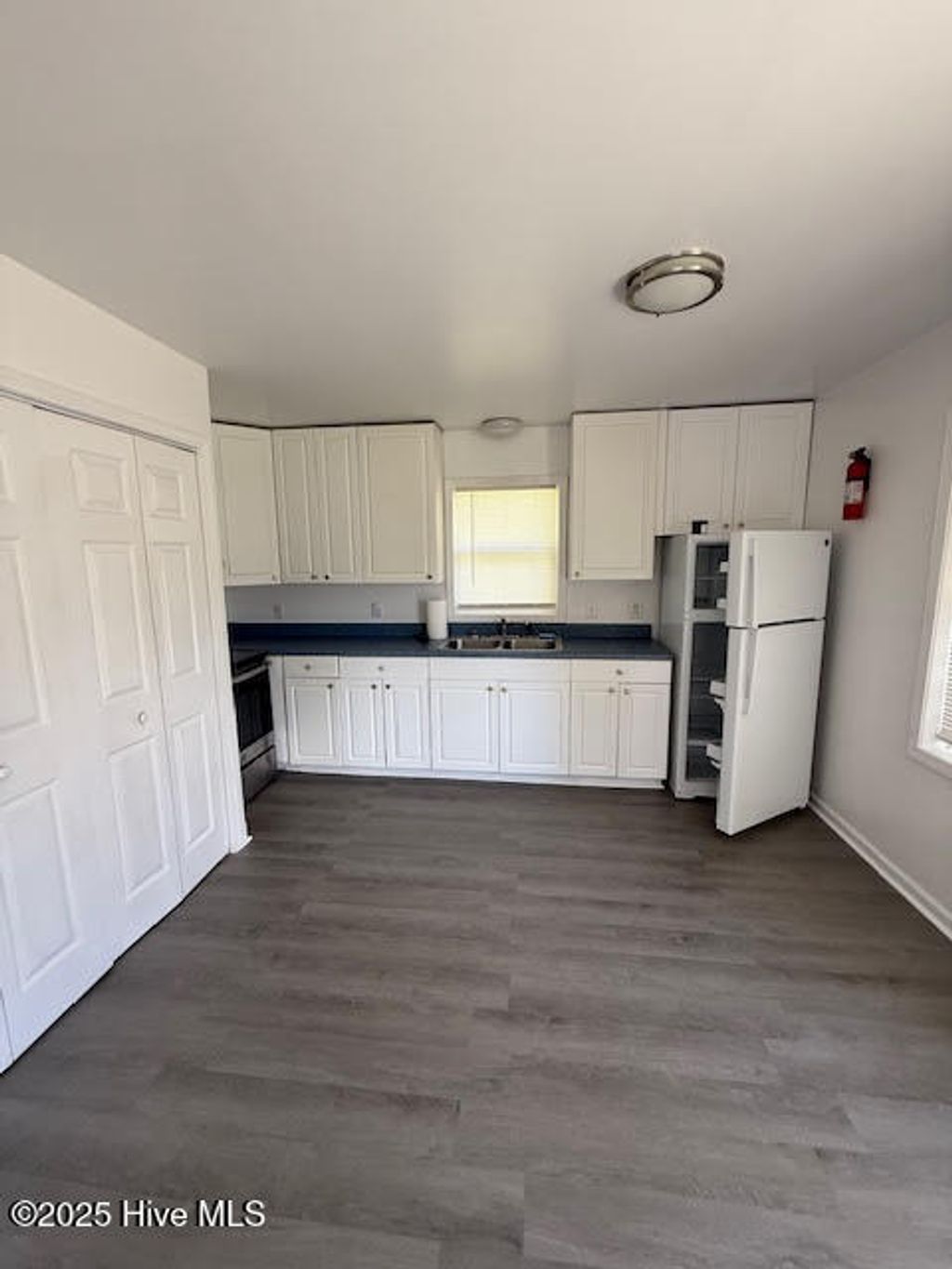 Photo of 1222 Burgaw Highway, Jacksonville, NC 28540 (MLS # 100533313)