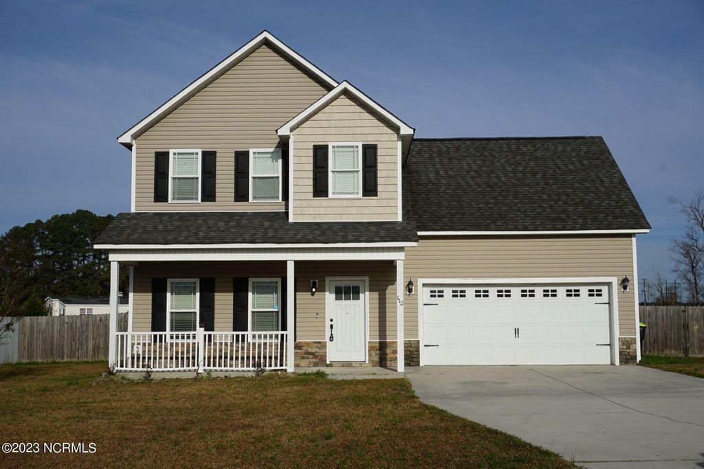 Photo of 112 High Cottage Lane, Richlands, NC 28574 (MLS # 100569327)