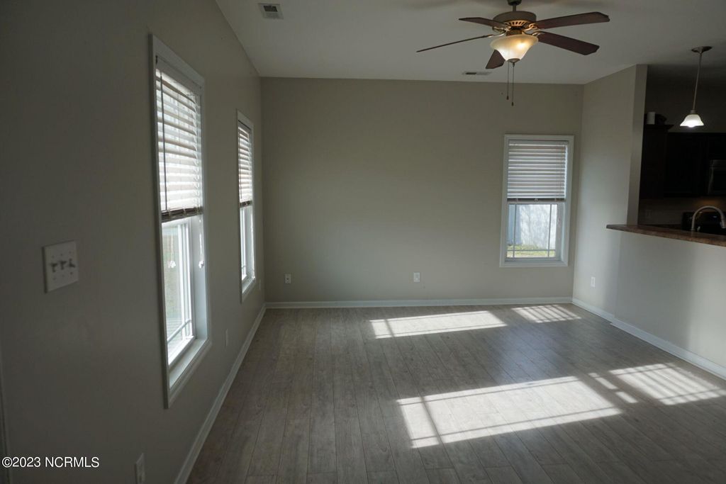 Photo of 112 High Cottage Lane, Richlands, NC 28574 (MLS # 100569327)