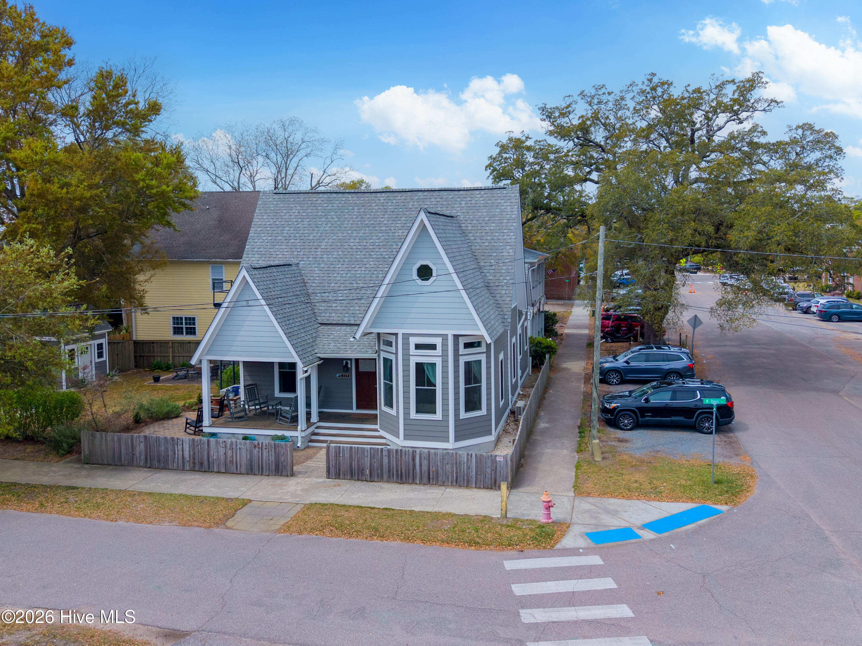 119 N Davis Street