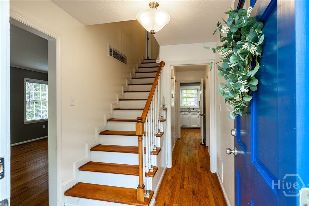 Photo of 140 Rollingwood Drive, Athens, GA 30605 (MLS # CL366087)