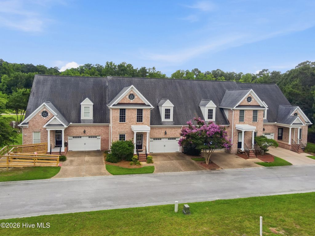 Photo of 109 Colonel Burgwyn Drive, New Bern, NC 28562 (MLS # 100587125)