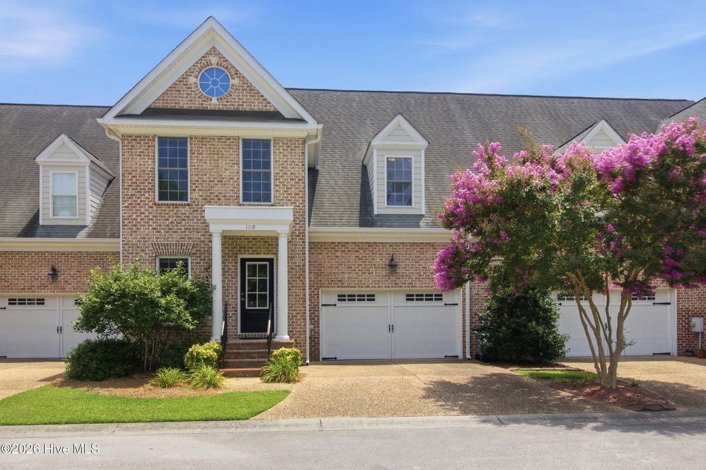 Photo of 109 Colonel Burgwyn Drive, New Bern, NC 28562 (MLS # 100587125)