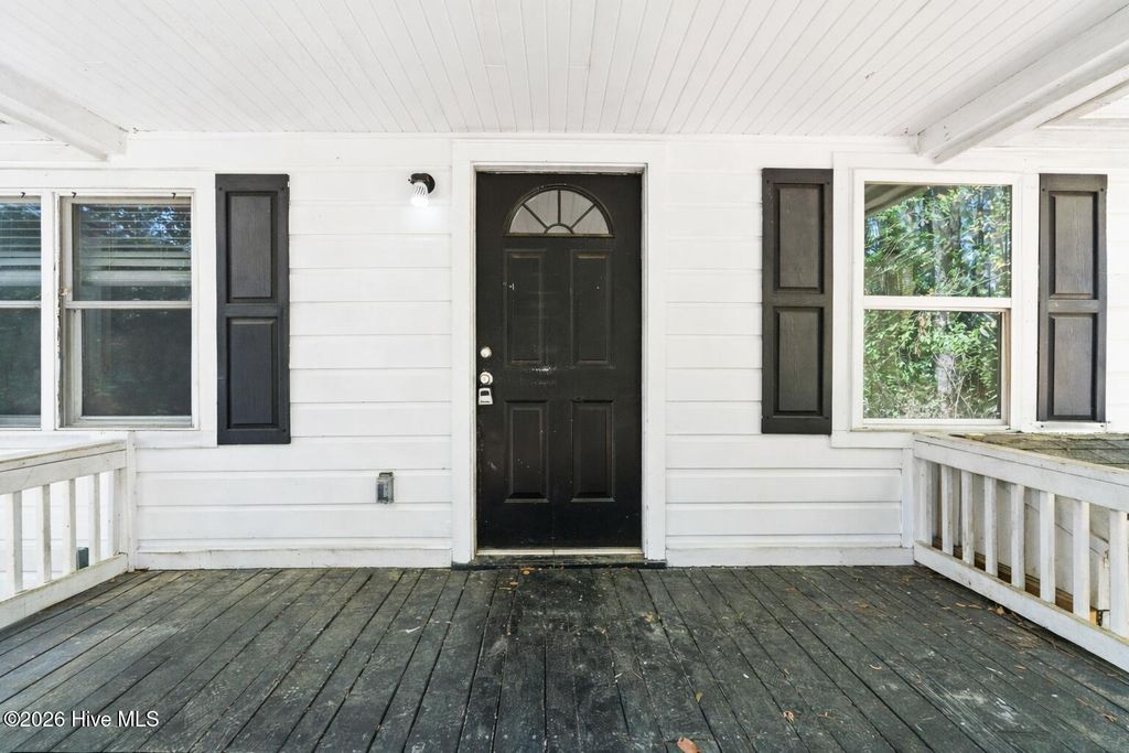 Photo of 2715 Castle Hayne Road, Wilmington, NC 28401 (MLS # 100563696)