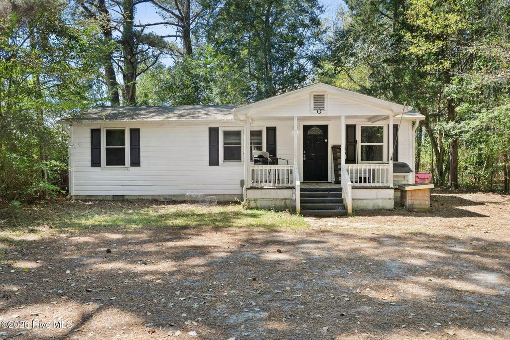 Photo of 2715 Castle Hayne Road, Wilmington, NC 28401 (MLS # 100563696)