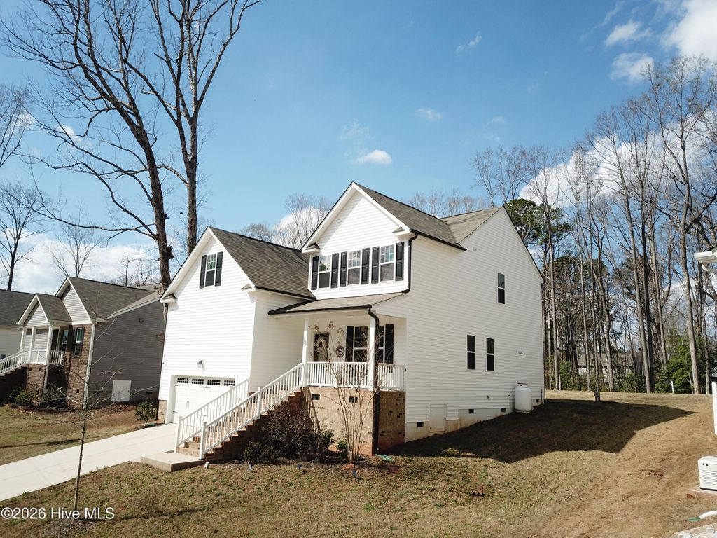 Photo of 102 Red Dog Drive, Louisburg, NC 27549 (MLS # 100559520)