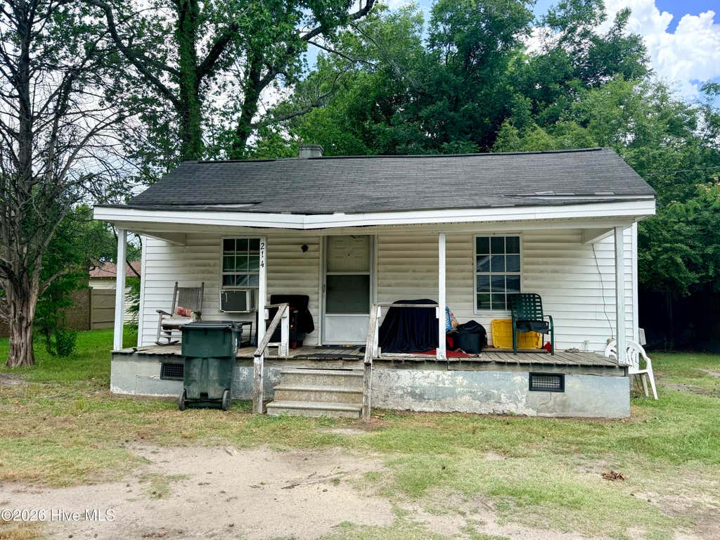 Photo of 214 Louis Jenkins Drive, Bethel, NC 27812 (MLS # 100590106)