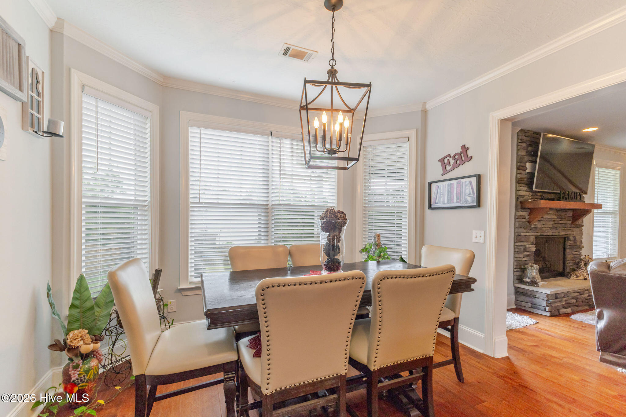 366 Bridle Path Road