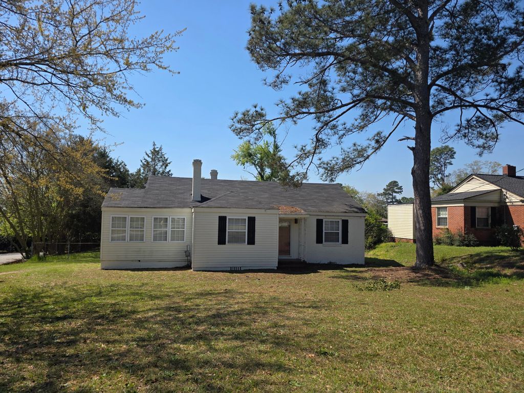 Photo of 2206 Breckenbridge Avenue, Augusta, GA 30904 (MLS # 554238)