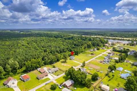 335 Country Club Lane Newport NC 28570