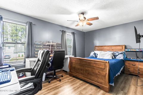 Tiny photo for 211 Bracken Place, Jacksonville, NC 28540 (MLS # 100563342)