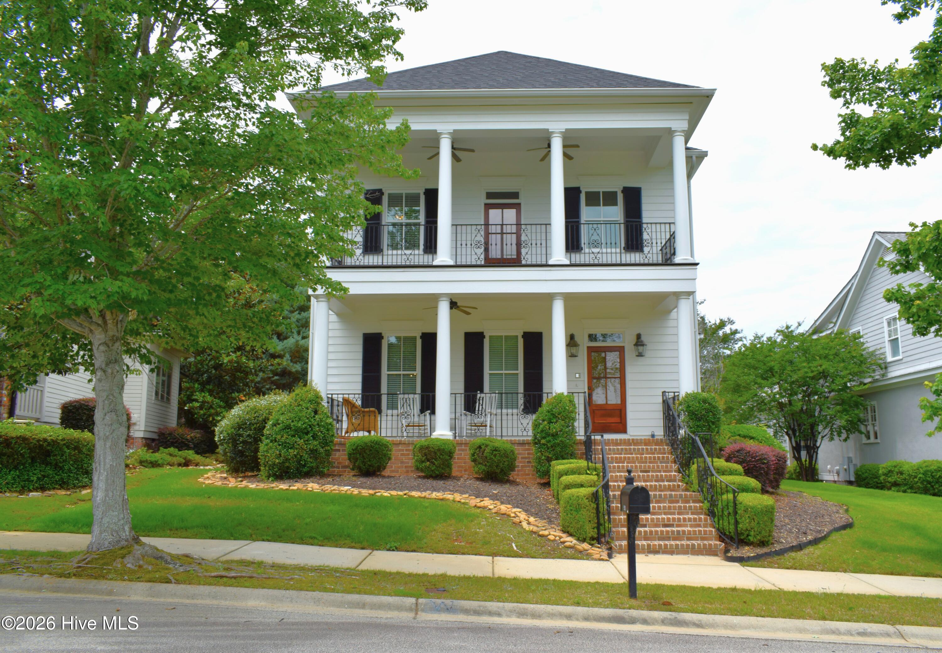 908 Big Oak Circle