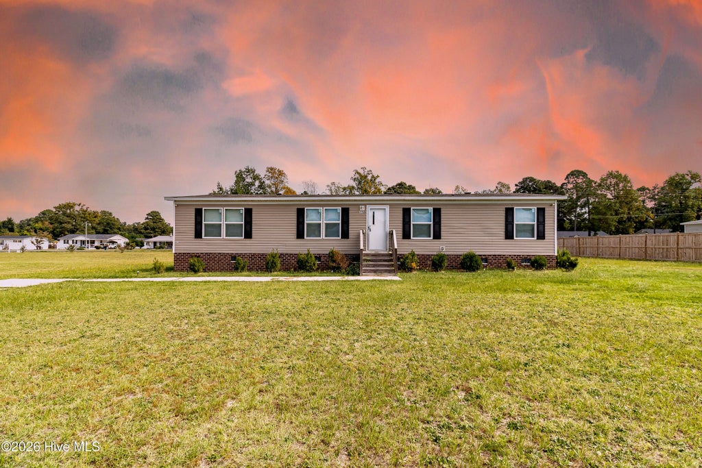 Photo of 102 Bonnie Farms Road, Dudley, NC 28333 (MLS # 100606741)