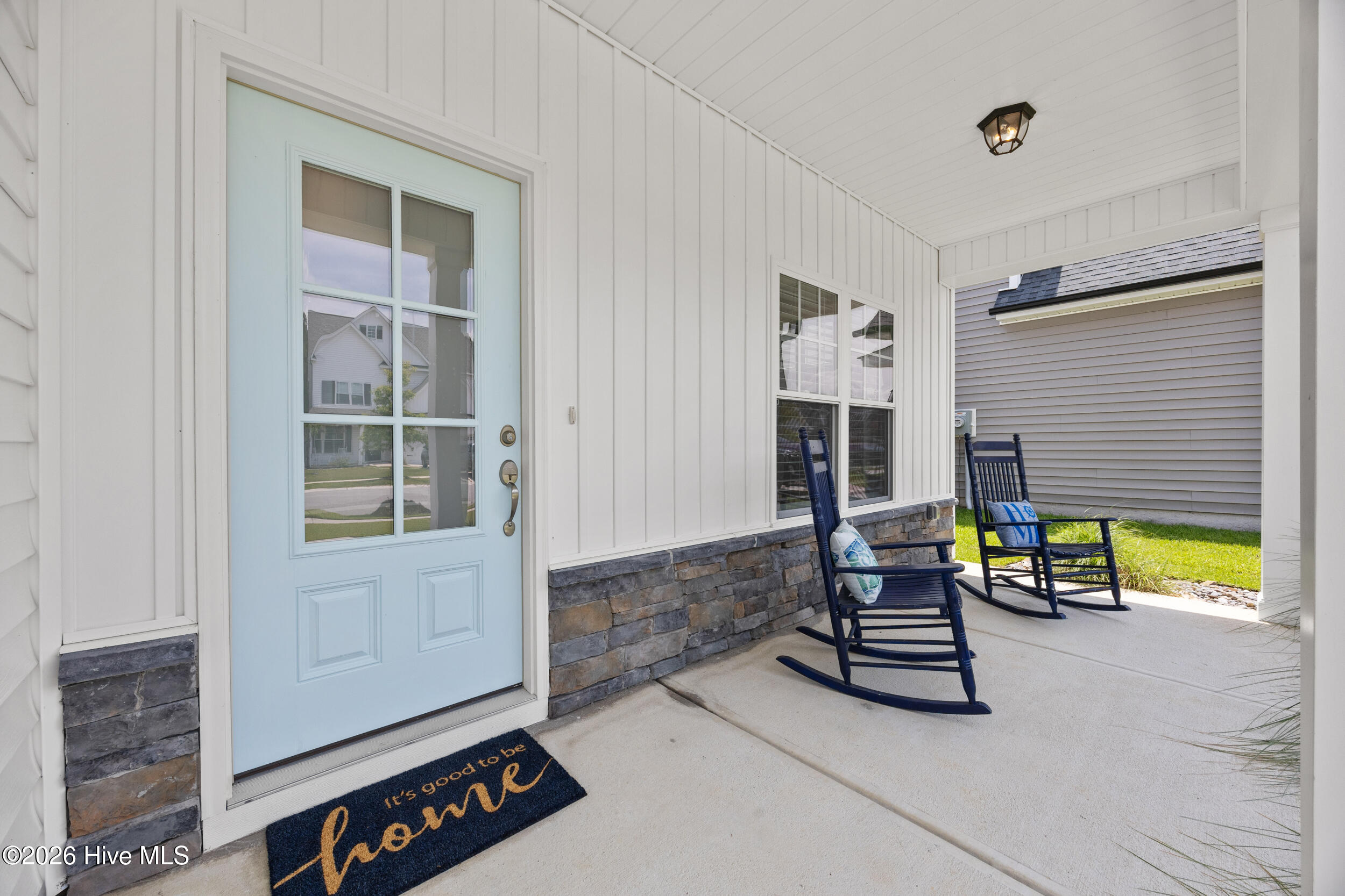 412 N Wild Indigo Place